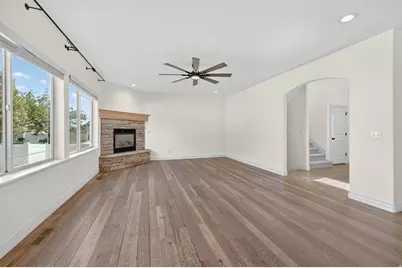 2733 S Bellflower Cir, Saratoga Springs, UT 84045 - Photo 17