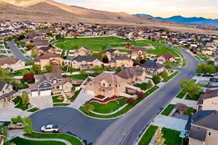 2733 S Bellflower Cir, Saratoga Springs, UT 84045 - Photo 9