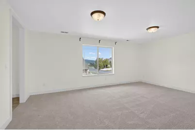 2733 S Bellflower Cir, Saratoga Springs, UT 84045 - Photo 33
