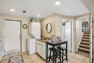 9571 S David St E, Sandy, UT 84070 - Photo 13