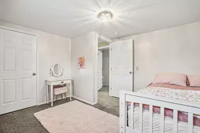 9571 S David St E, Sandy, UT 84070 - Photo 25