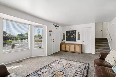 9571 S David St E, Sandy, UT 84070 - Photo 7