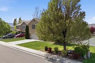 308 S Willow Patch Rd, Lehi, UT 84043 - Photo 3