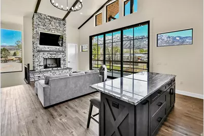 275 N 400 E, Annabella, UT 84711 - Photo 11