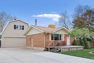 537 E 1900 N, North Ogden, UT 84414 - Photo 1