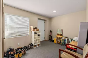 6032 W Oak Fork Dr, West Jordan, UT 84081 - Photo 31