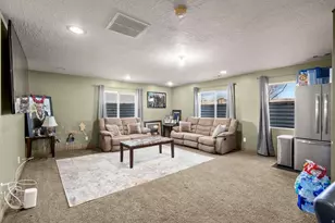6032 W Oak Fork Dr, West Jordan, UT 84081 - Photo 33
