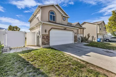 3690 Olivenhain Ct, Magna, UT 84044 - Photo 3