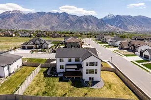 12177 N Shady Brk Ln, Highland, UT 84003 - Photo 1