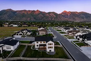 12177 N Shady Brk Ln, Highland, UT 84003 - Photo 3