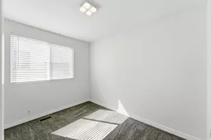 2326 W Heatherglen Dr, Taylorsville, UT 84129 - Photo 19