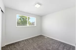 2326 W Heatherglen Dr, Taylorsville, UT 84129 - Photo 17