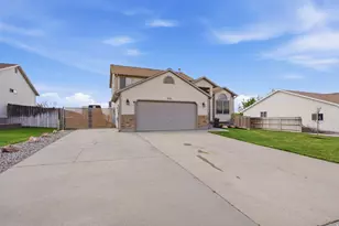 915 N 1380 E, Tooele, UT 84074 - Photo 3