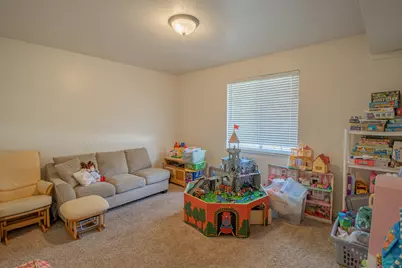 4036 W Ivy Ave, Mountain Green, UT 84050 - Photo 21