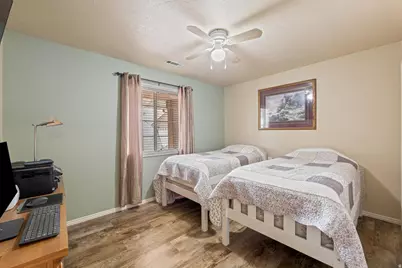 970 S 660 E, Saint George, UT 84790 - Photo 21