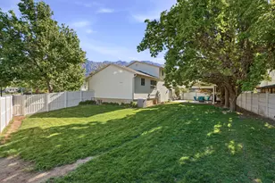 3162 E Candytuft St S, Cottonwood Heights, UT 84121 - Photo 41