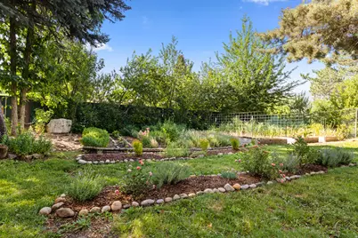 3260 N River Dr E, Eden, UT 84310 - Photo 53