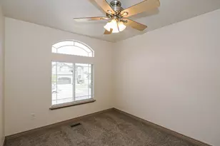 5689 W Lugano Dr S, West Jordan, UT 84081 - Photo 27