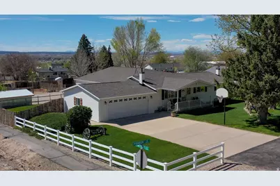 4637 N Pioneer Dr, Enoch, UT 84721 - Photo 5