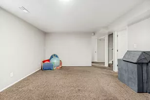 29 E 925 N, Orem, UT 84057 - Photo 27
