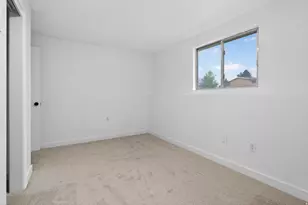 489 N Owens St, Layton, UT 84041 - Photo 17