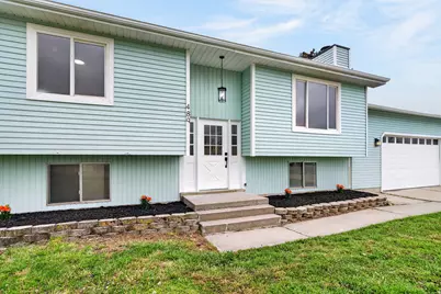 489 N Owens St, Layton, UT 84041 - Photo 3