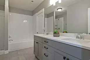 10708 S Dielsdorf Rd E, Sandy, UT 84092 - Photo 31