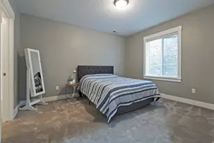 10708 S Dielsdorf Rd E, Sandy, UT 84092 - Photo 33