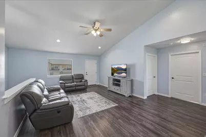 248 W 200 S, Ephraim, UT 84627 - Photo 3