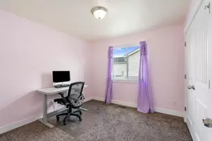 2428 E Jim Bridger Dr, Eagle Mountain, UT 84005 - Photo 11