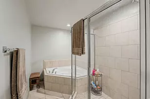 266 E Twin Bridges Ln S, Midvale, UT 84047 - Photo 11