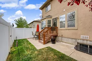266 E Twin Bridges Ln S, Midvale, UT 84047 - Photo 19