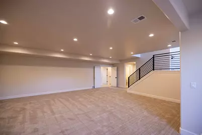904 S 1900 W, Layton, UT 84041 - Photo 19