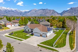 10416 N Canterbury Dr, Highland, UT 84003 - Photo 3