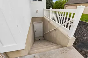 10416 N Canterbury Dr, Highland, UT 84003 - Photo 29