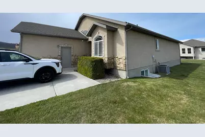 2054 Cottage Ln, Garden City, UT 84028 - Photo 3