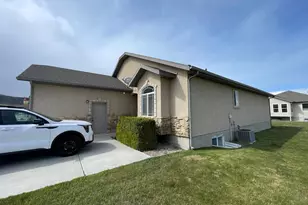 2054 Cottage Ln, Garden City, UT 84028 - Photo 3
