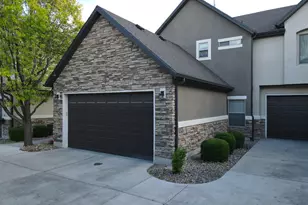 1859 W 2300 S, Woods Cross, UT 84087 - Photo 3