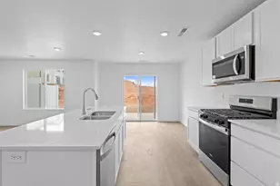 2101 S Wolverine Way, Washington, UT 84780 - Photo 11