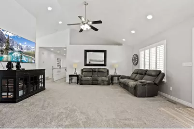 1096 S 350 E, Payson, UT 84651 - Photo 11