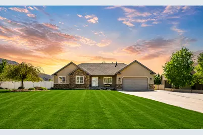 1096 S 350 E, Payson, UT 84651 - Photo 1