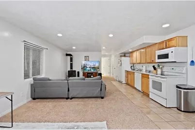 1096 S 350 E, Payson, UT 84651 - Photo 31