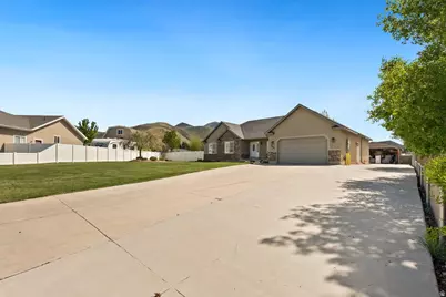 1096 S 350 E, Payson, UT 84651 - Photo 5