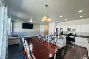 954 N Wahlen Way, Harrisville, UT 84404 - Photo 15