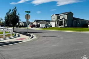 954 N Wahlen Way, Harrisville, UT 84404 - Photo 49