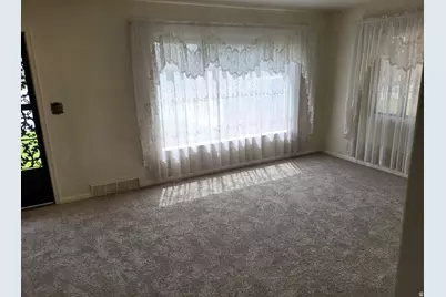 1358 Cross St, Ogden, UT 84404 - Photo 3