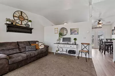 644 E Tamarix, Delta, UT 84624 - Photo 3