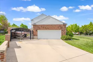 338 E Shamrock Dr S, Murray, UT 84107 - Photo 51