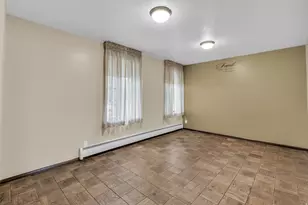 10705 S 300 E, Sandy, UT 84070 - Photo 23
