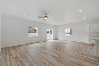 1103 Vegas St W, Grantsville, UT 84029 - Photo 15